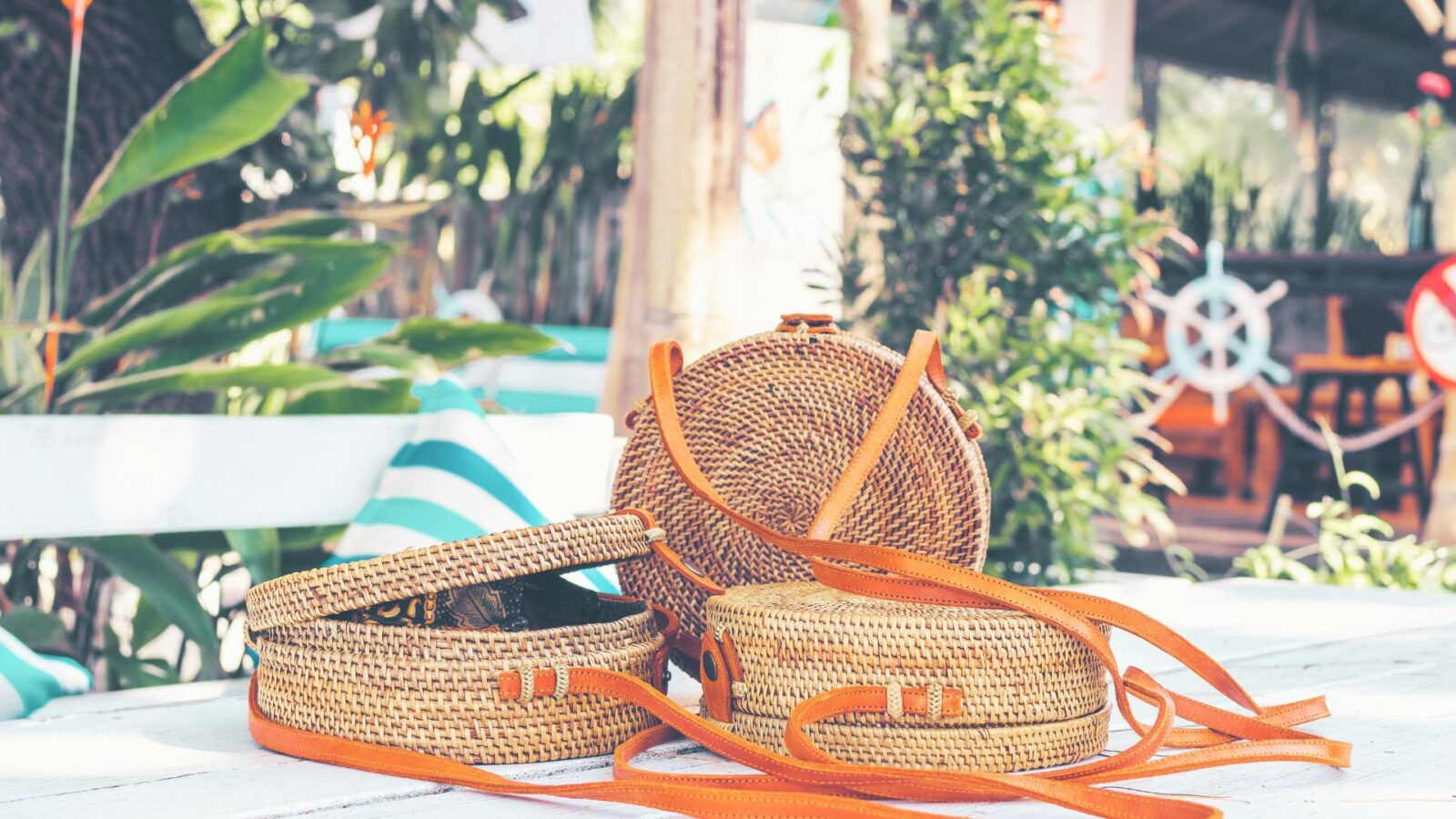 How to Style Crossbody Bags for Summer Outings