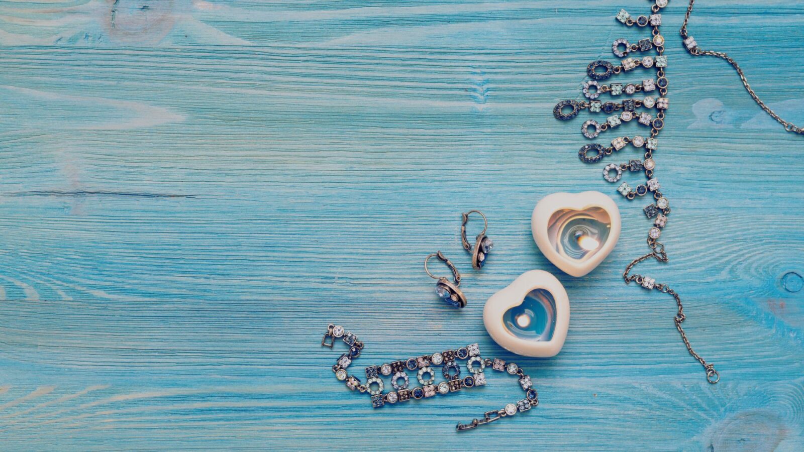 SOSE Blog Summer Jewelry for Beach Vacations Styling and Care Guide