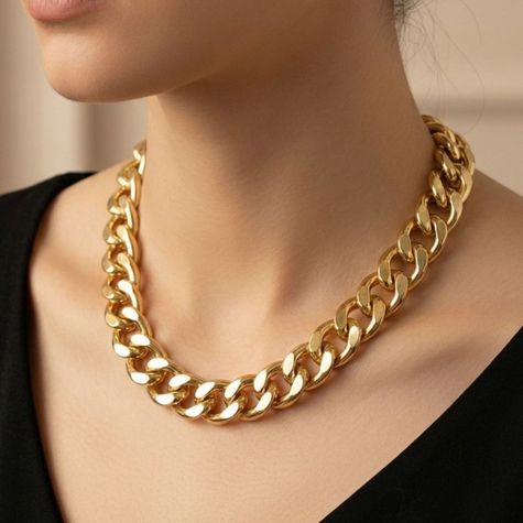 Chain & Layered Necklaces